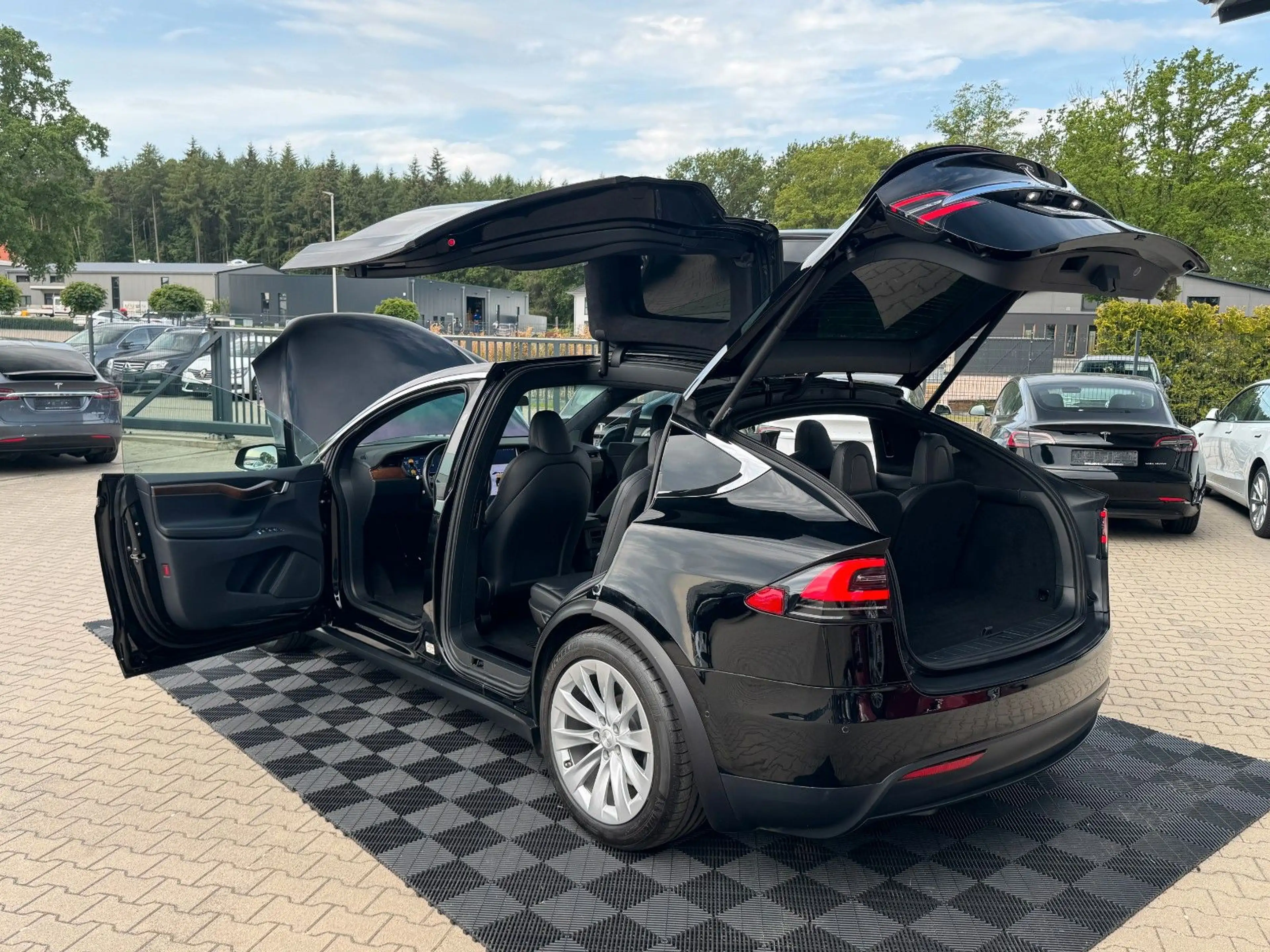 Tesla Model X MODEL X LONG RAVEN PLUS DUAL MOTOR | 7 SEATER | — photo 10