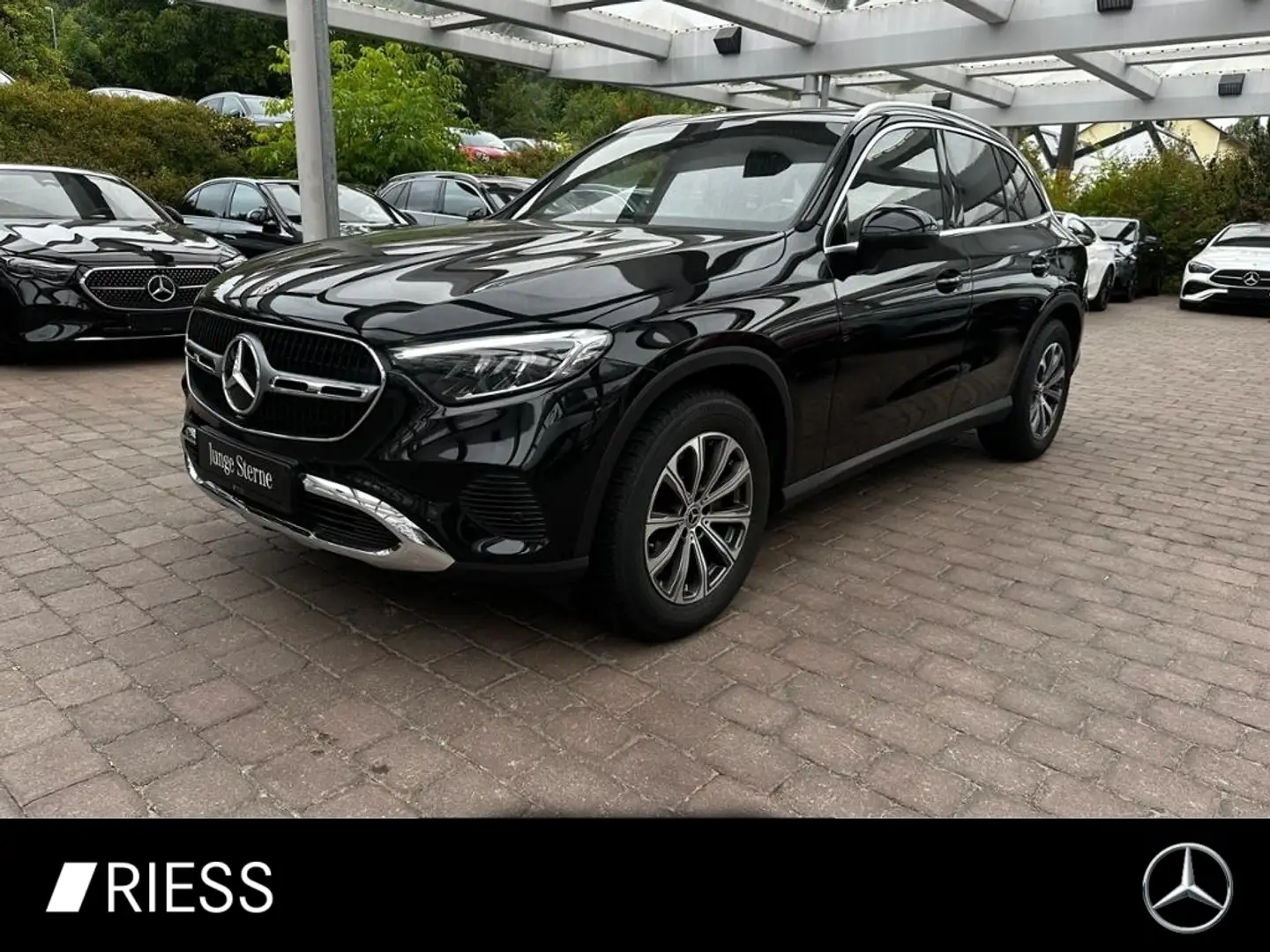 Mercedes-Benz GLC 200 4M AkustikGlas PDC SHZ LED SpurH Navi Zwart - 1