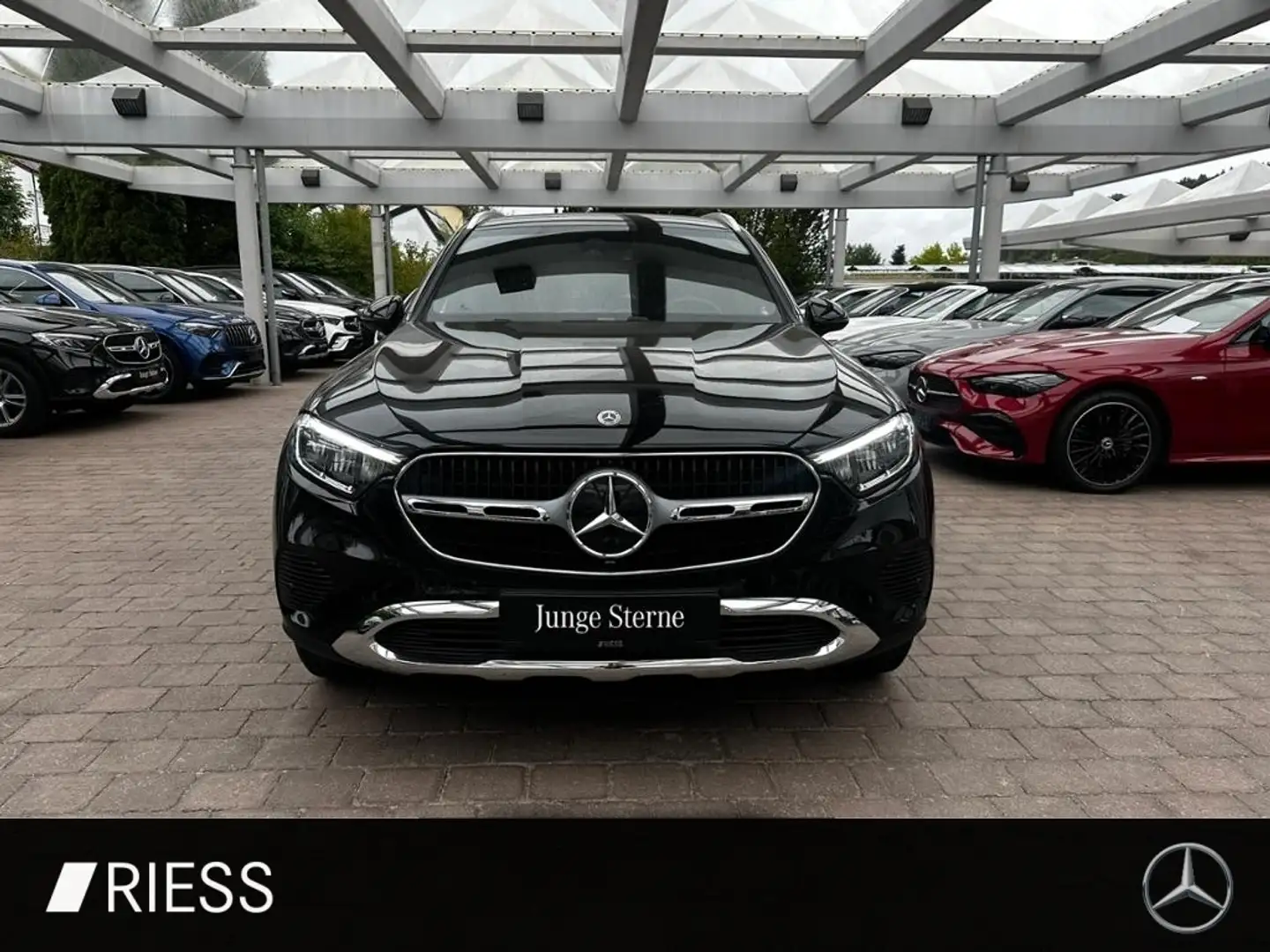 Mercedes-Benz GLC 200 4M AkustikGlas PDC SHZ LED SpurH Navi Zwart - 2