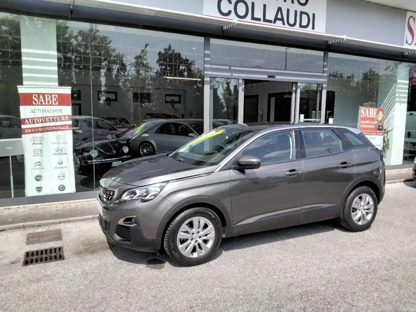 Peugeot 3008 BlueHDi 130 S&S EAT8 Business Gris - 1