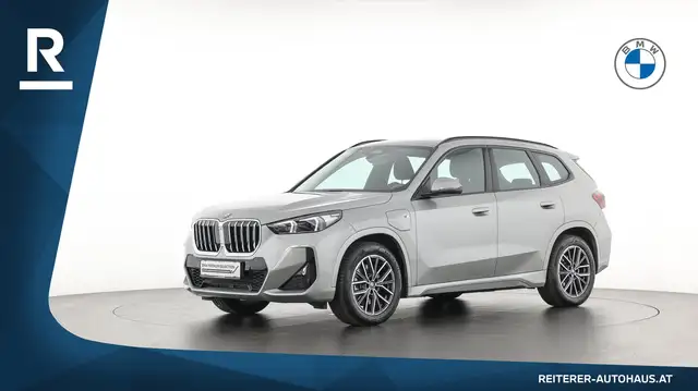BMW X1 view 3