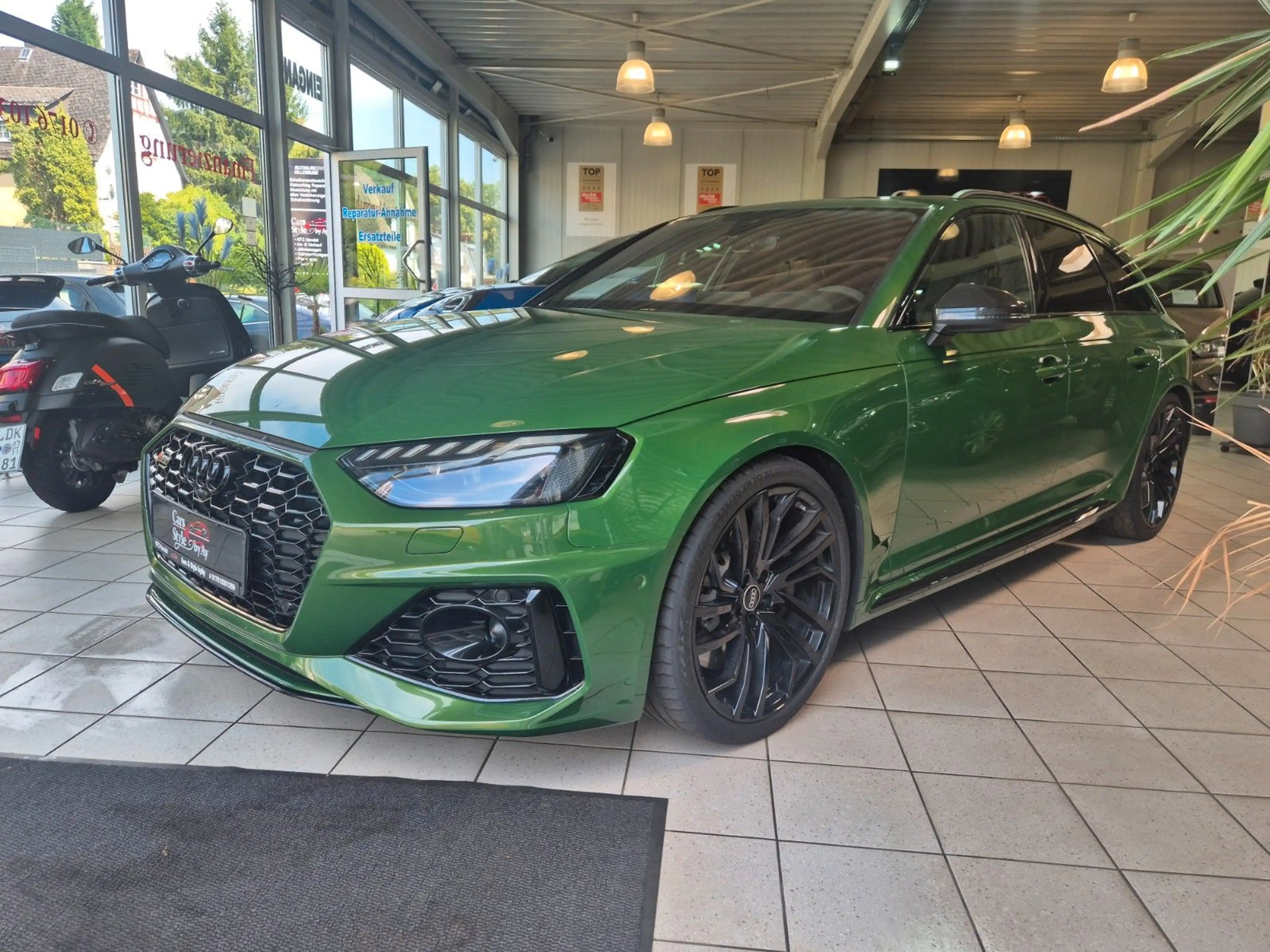 Audi RS4 Avant 2.9 TFSI quattro/Design+Carbon-Paket/ — photo 8