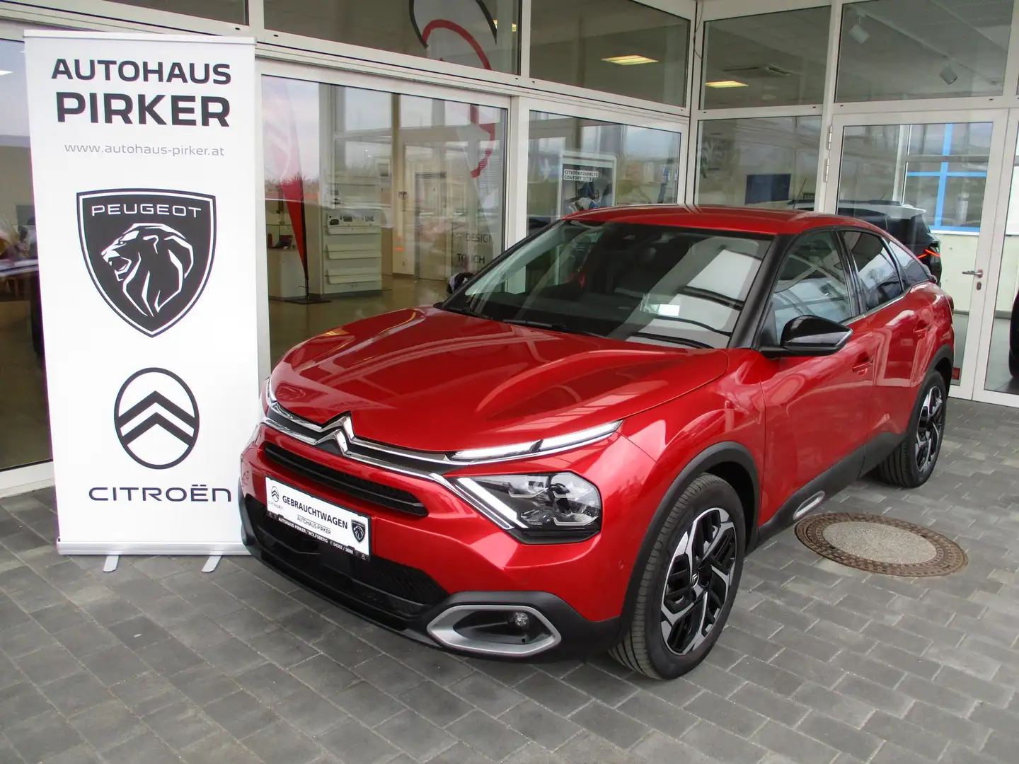 Citroen C4 BHDI 130 EAT8 Shine Rot - 1
