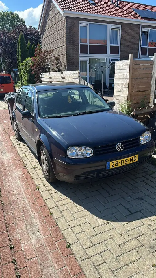 Volkswagen Golf 1.6 Trendline, foto 4