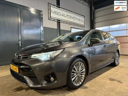 Toyota Avensis Touring Sports 1.8 VVT-i Executive Business Premiu