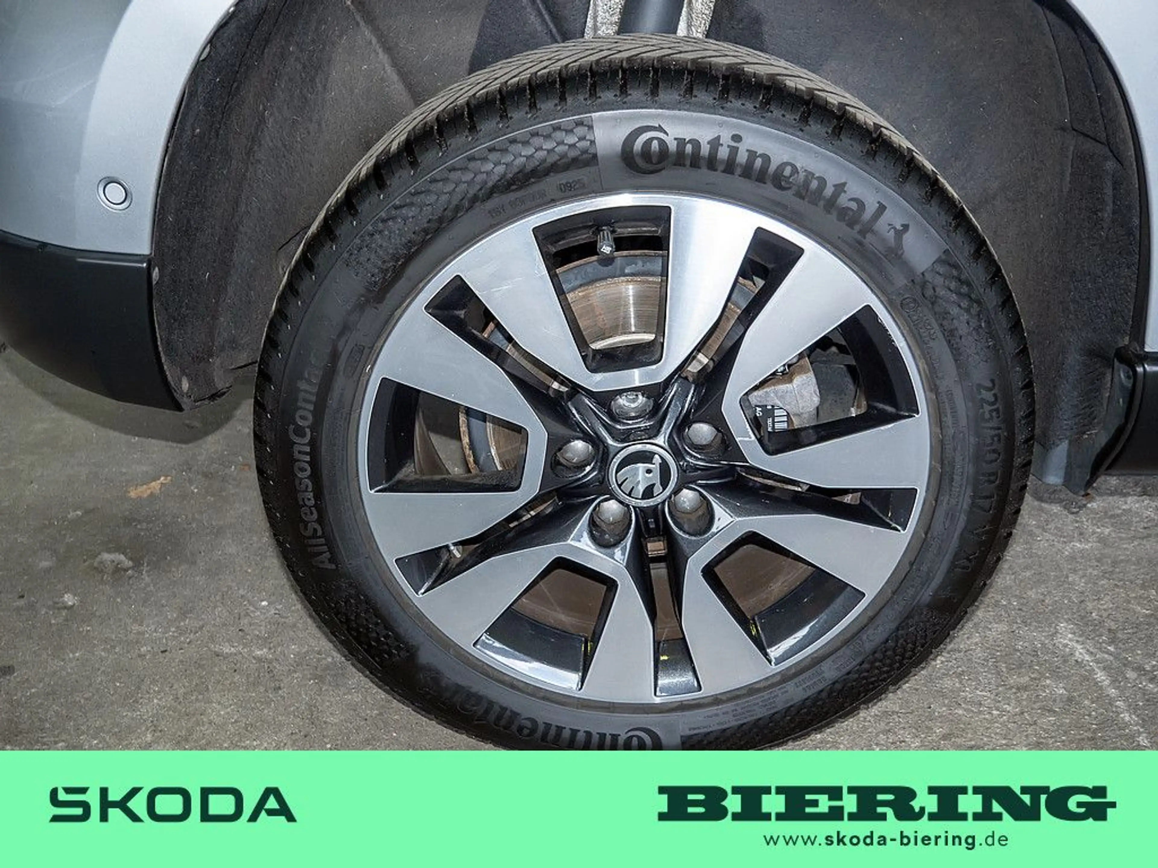 Skoda Yeti 1.4 TSI L&K Outdoor PANO KLIMA PDC XENON — photo 4