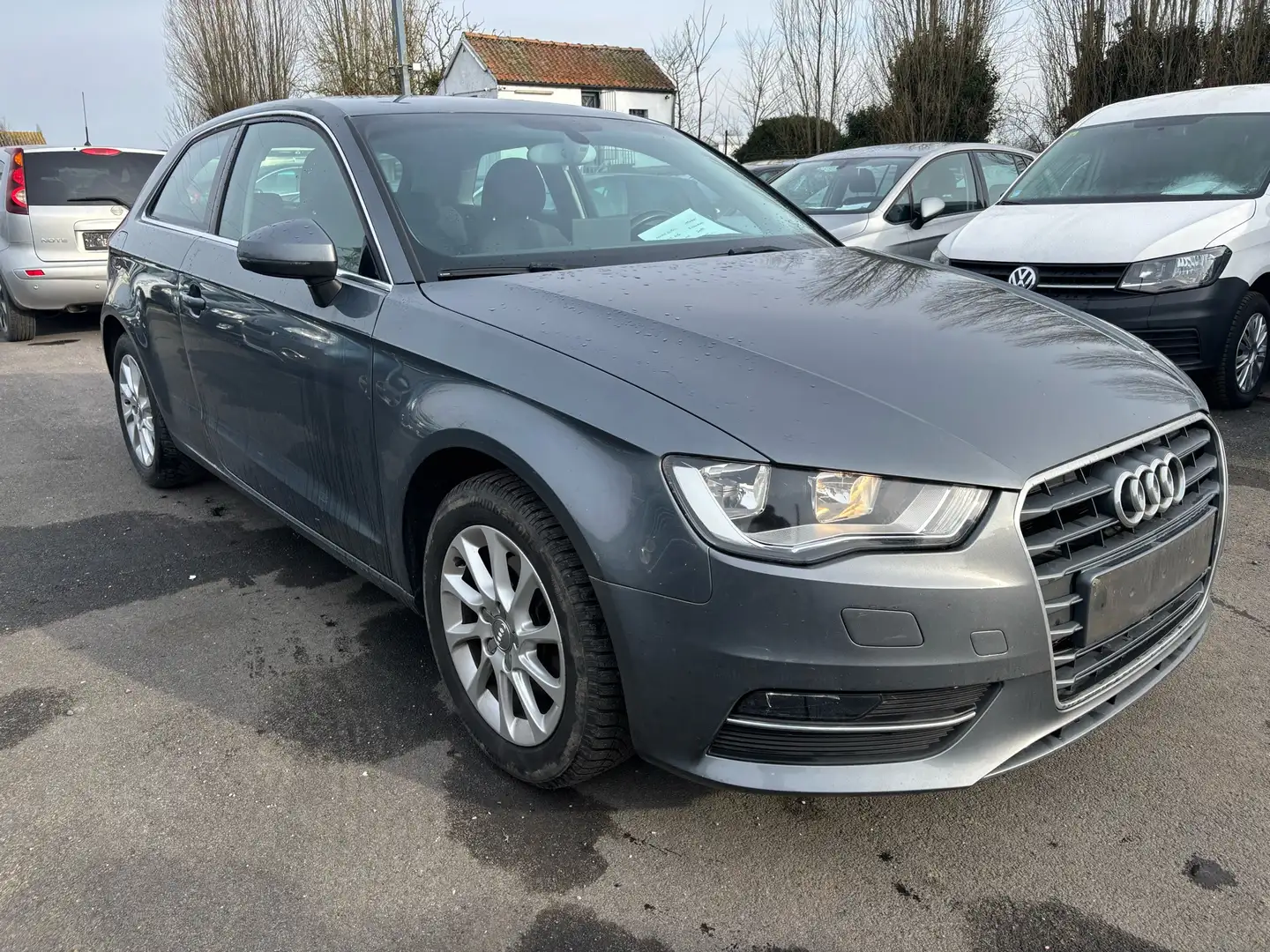 Audi A3 2.0 TDI (clean diesel) Ambiente Grigio - 2