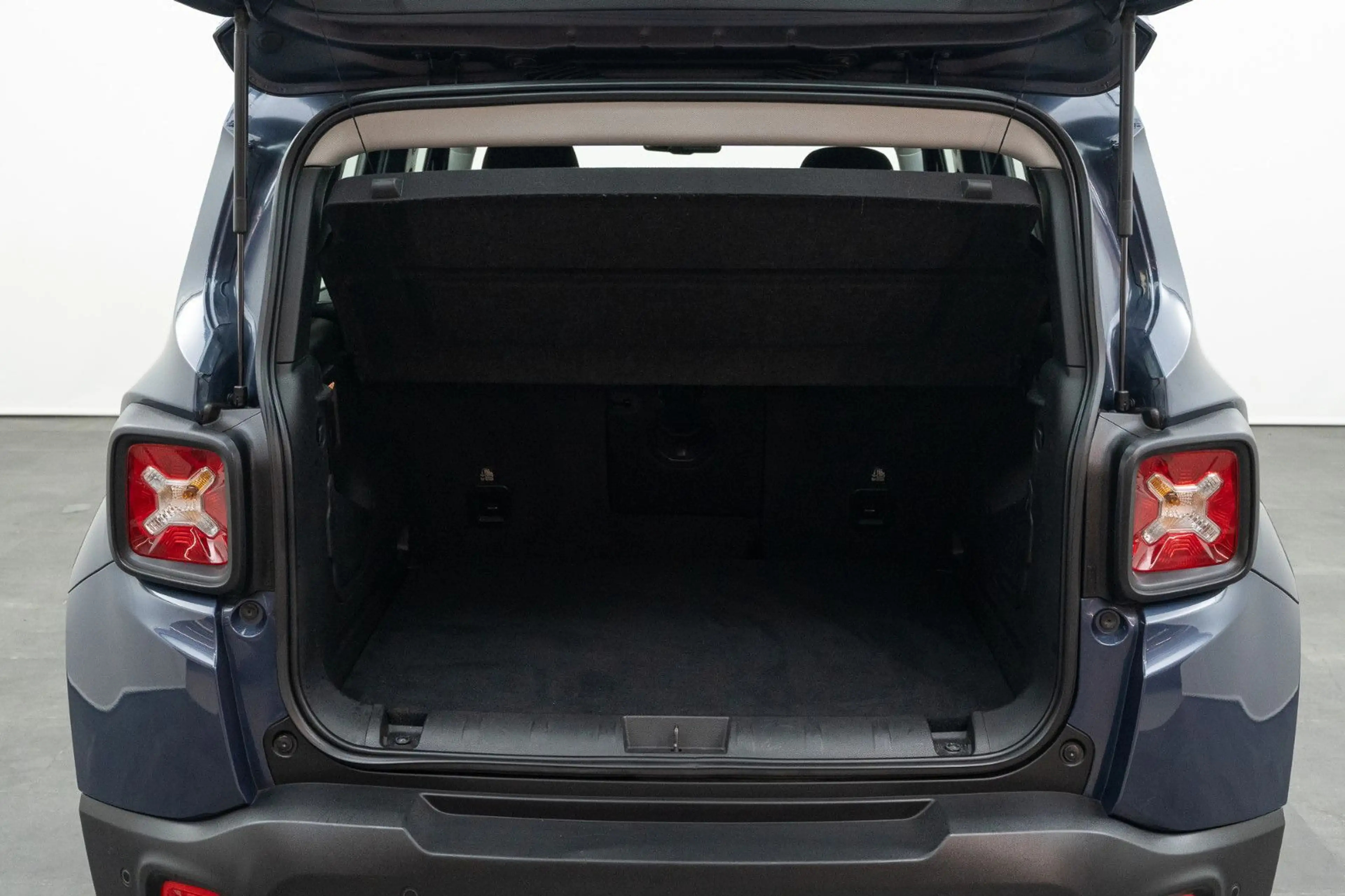 Jeep Renegade 1.0 T-GDI Limited FWD — photo 8