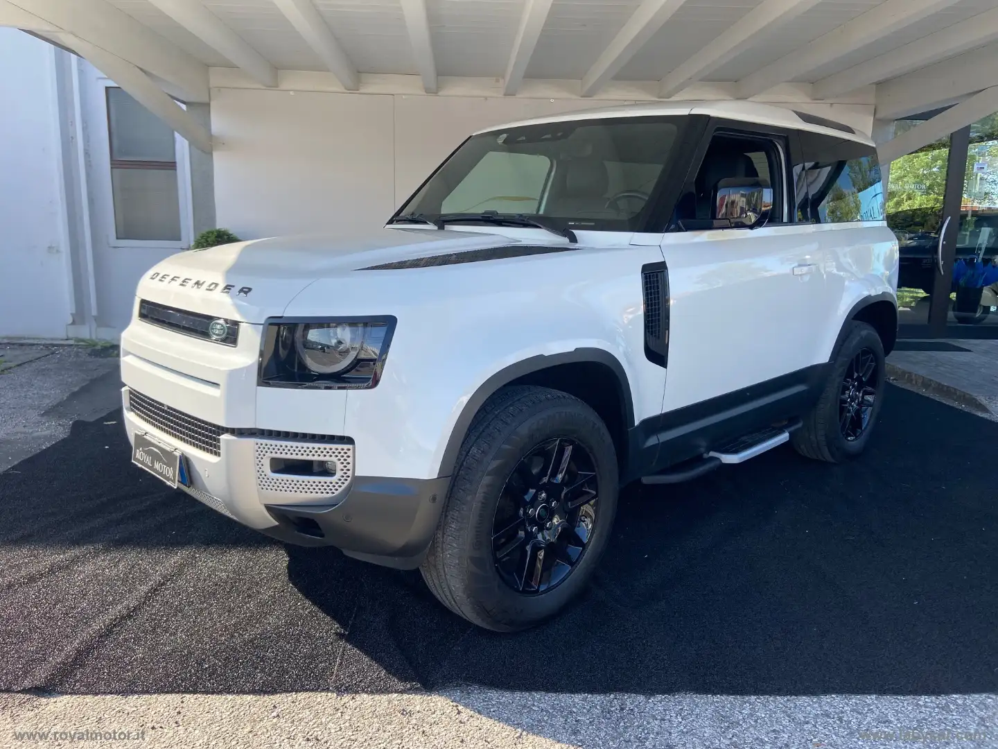 Land Rover Defender 90 3.0D I6 200 CV AWD Auto SE Bianco - 1
