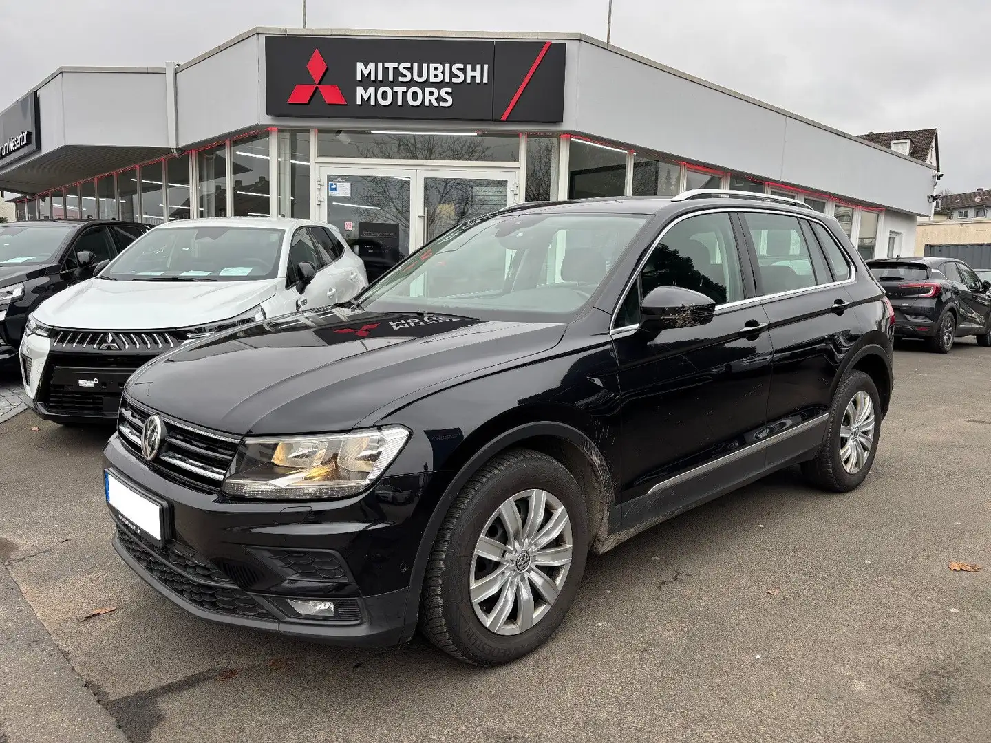 Volkswagen Tiguan Comfortline BMT/Start-Stopp 2.0 TDI Schwarz - 1