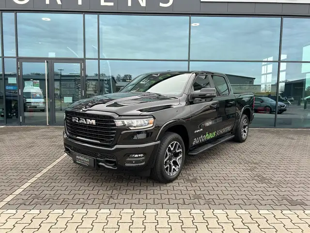 Dodge RAM 1500 Laramie Sport Black Friday 552,-€ mtl.