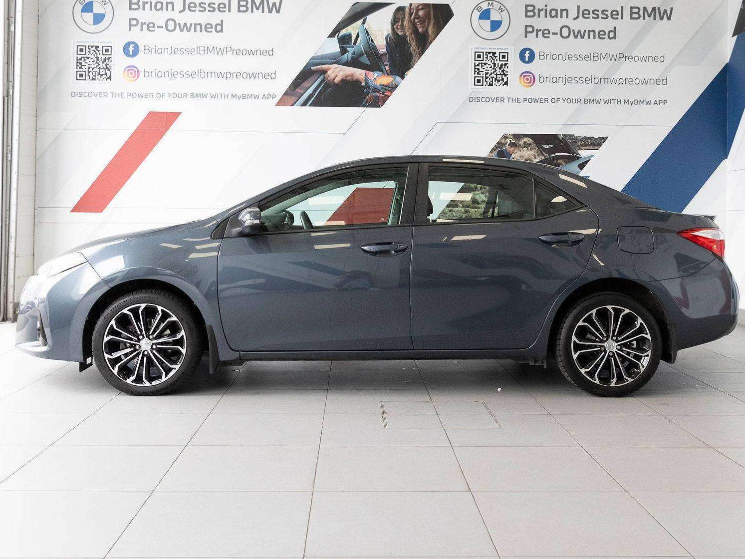 2016 Toyota Corolla Sedan