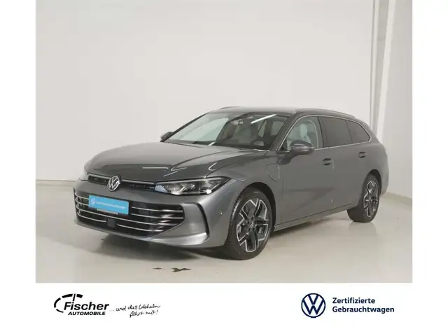 Volkswagen Passat 1.5 eHybrid Elegance DSG AHK/Leder/Matrix