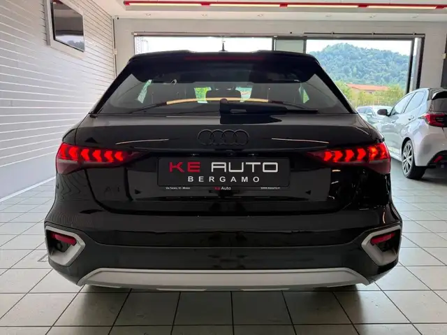 Audi A3 view 8