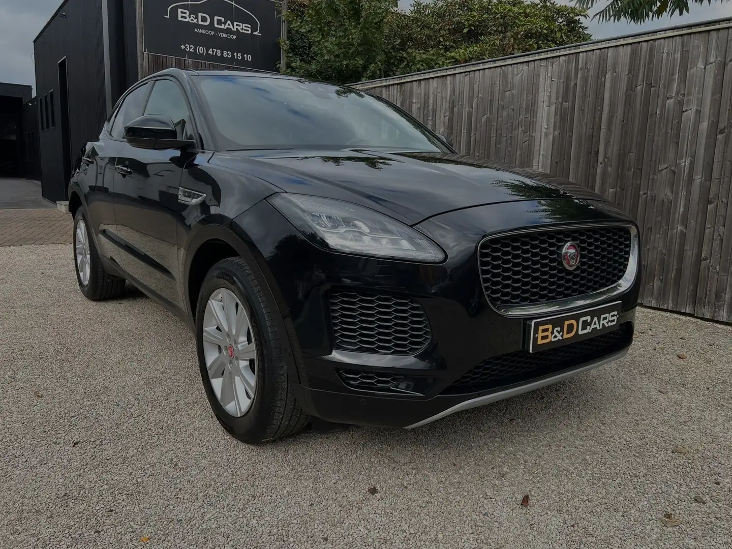 Jaguar E-Pace 2.0 T AWD S EXPORT/HANDELAAR NETO: €10.736 - 1