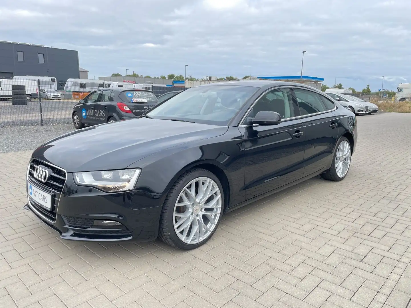 Audi A5 Sportback 2.0 TDI/2.Hand/Alufelgen NEU/Navi Schwarz - 2