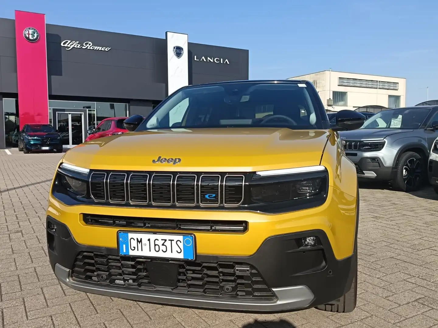 Jeep Avenger Avenger BEV First Edition Gelb - 2