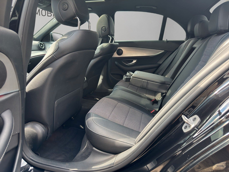 Mercedes-Benz E 200 Limousine/NIGHT/1.HAND/LED/AMBIENTE/LM — photo 18