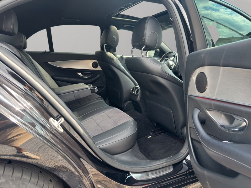 Mercedes-Benz E 200 Limousine/NIGHT/1.HAND/LED/AMBIENTE/LM — photo 19