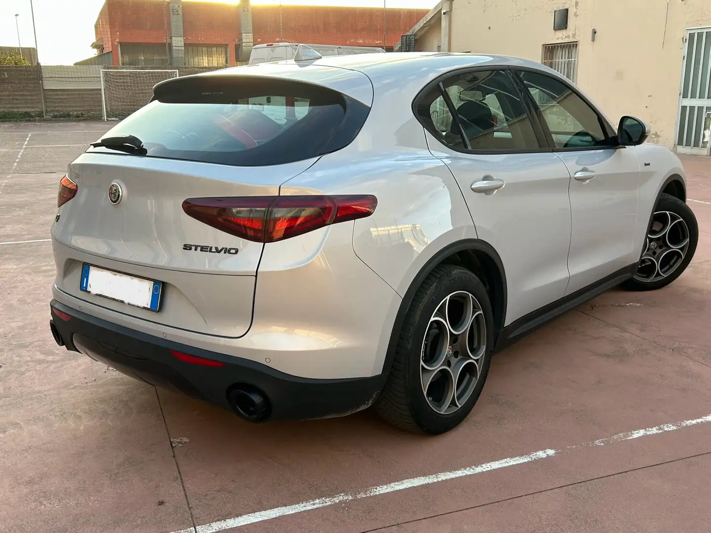 Alfa Romeo Stelvio 2.2 t Sprint Q4 190cv auto Argento - 2