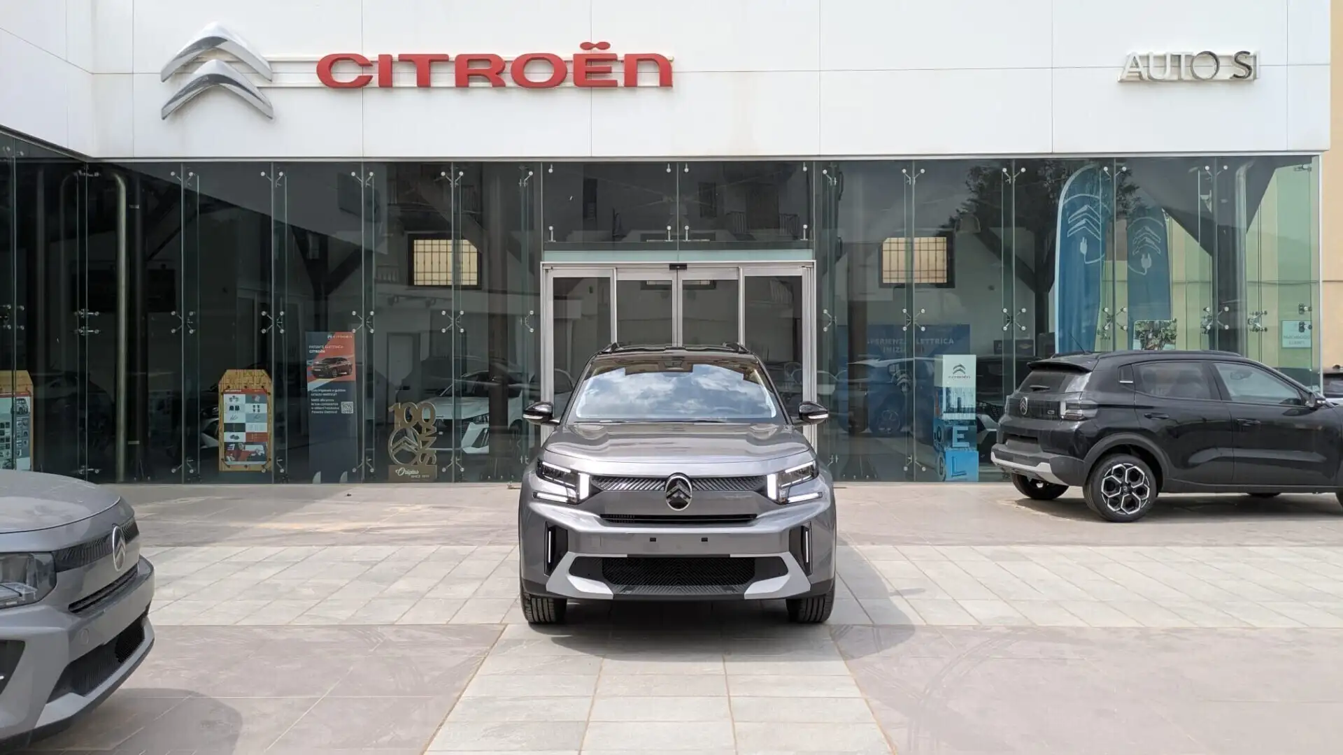 Citroen C3 Aircross C3 Aircross Hybrid 145 e-DCS6 Plus Blu/Azzurro - 1