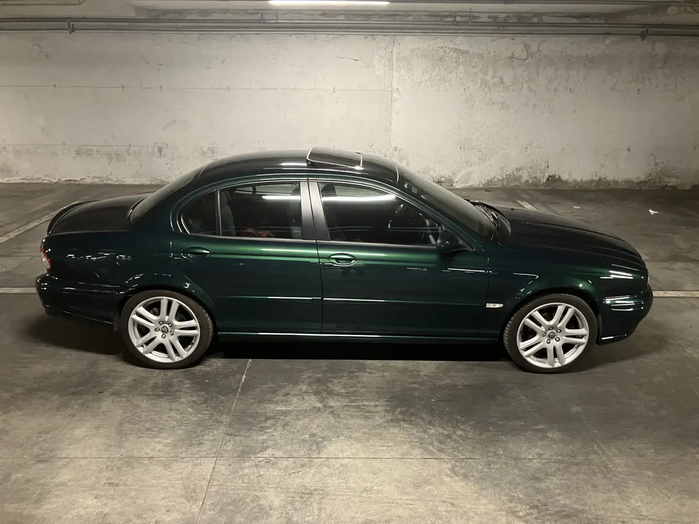 Jaguar X-Type 3.0 V6 Sport - 1