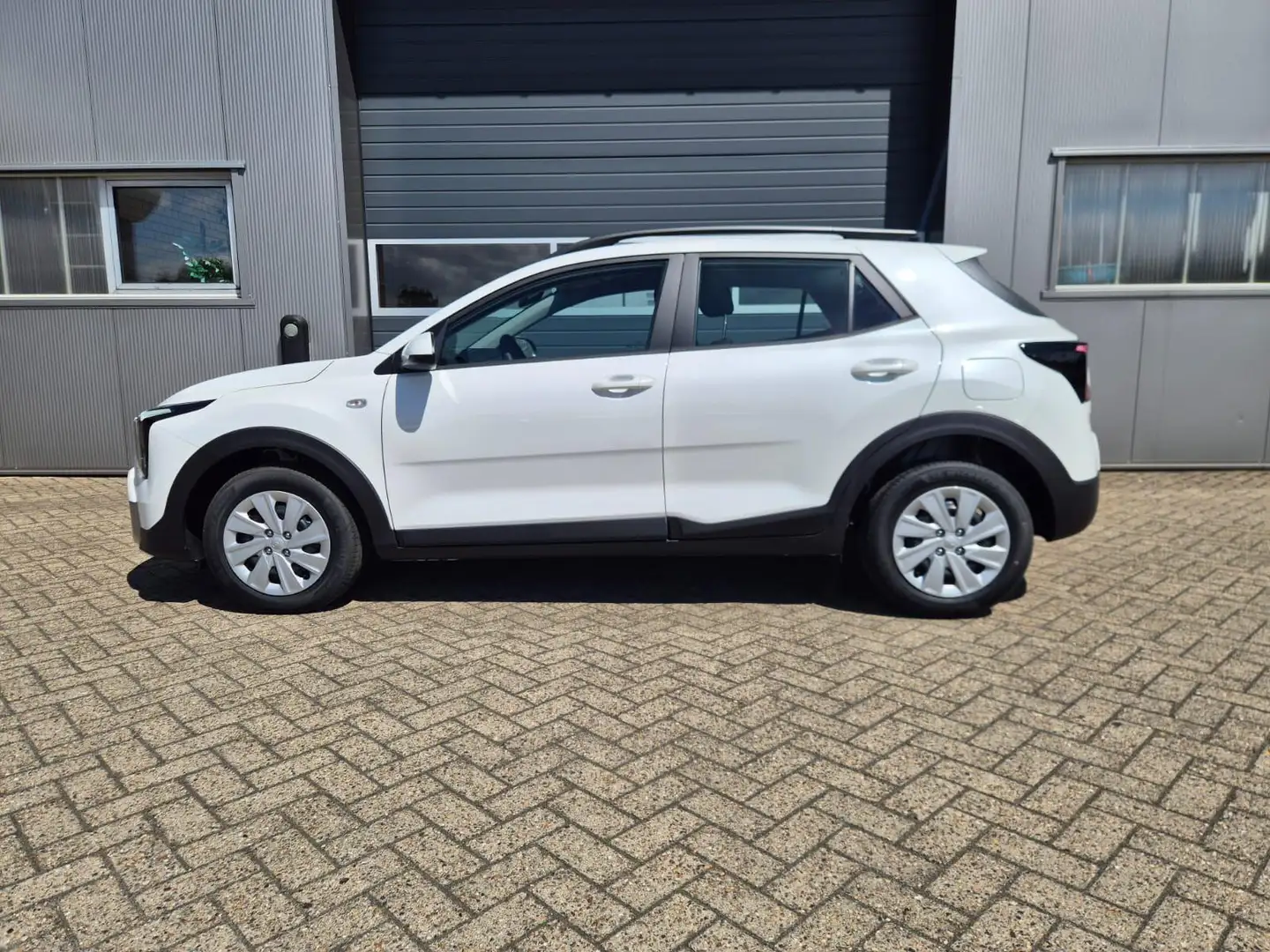 Kia Stonic 1.0 T-GDI MHEV 115PS Automatik NEUES MODELL Sit... Weiß - 2