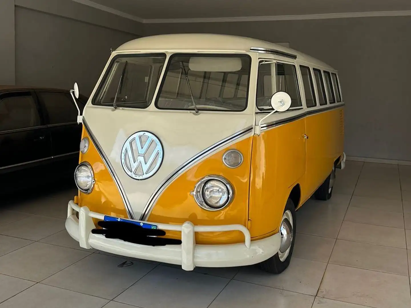 Volkswagen T1 Bulli Sarı - 1