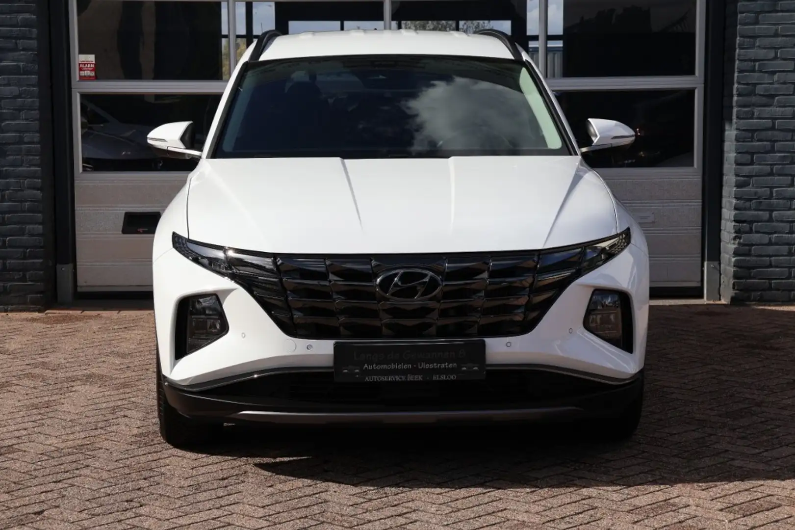Hyundai TUCSON 1.6 T-GDI MHEV 150 pk navigatie,camera, 37205 km Weiß - 2