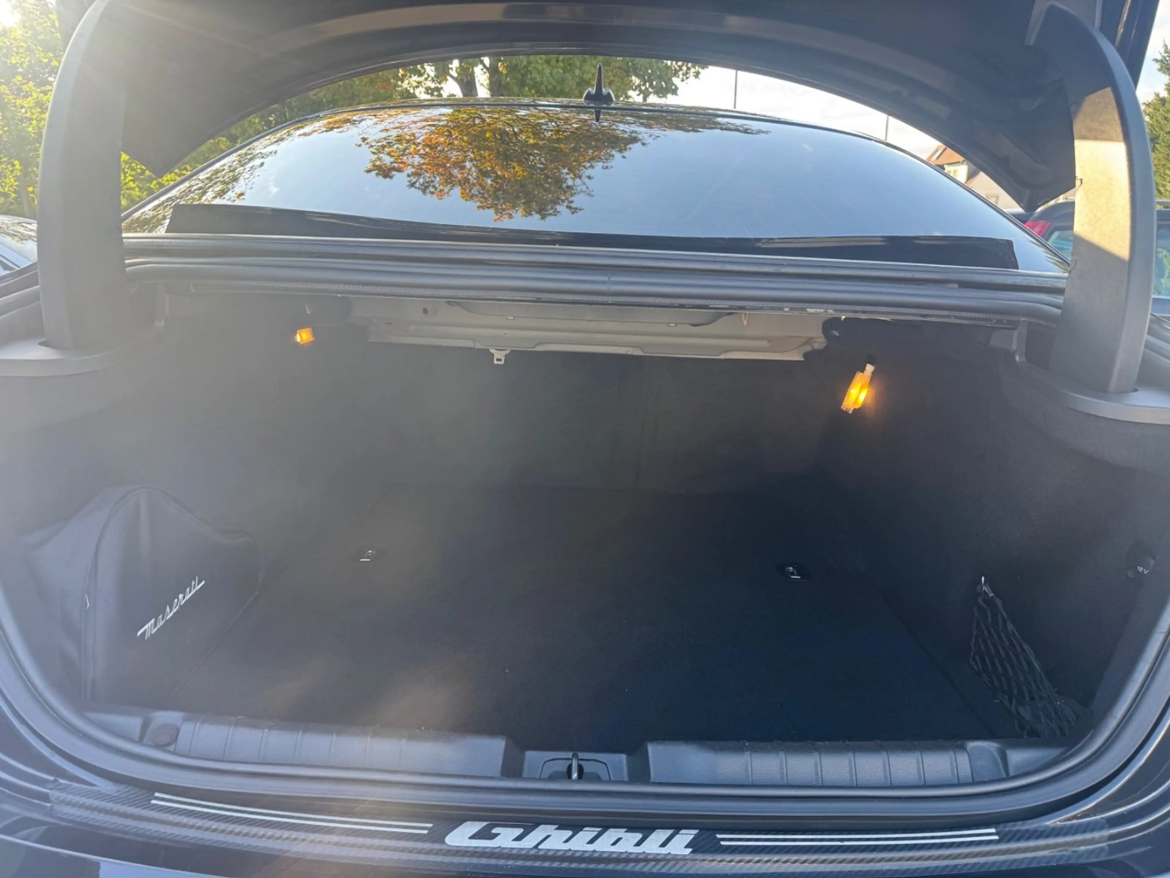 Maserati Ghibli Diesel 3.0 V6 *KAMERA*LEDER* — photo 12