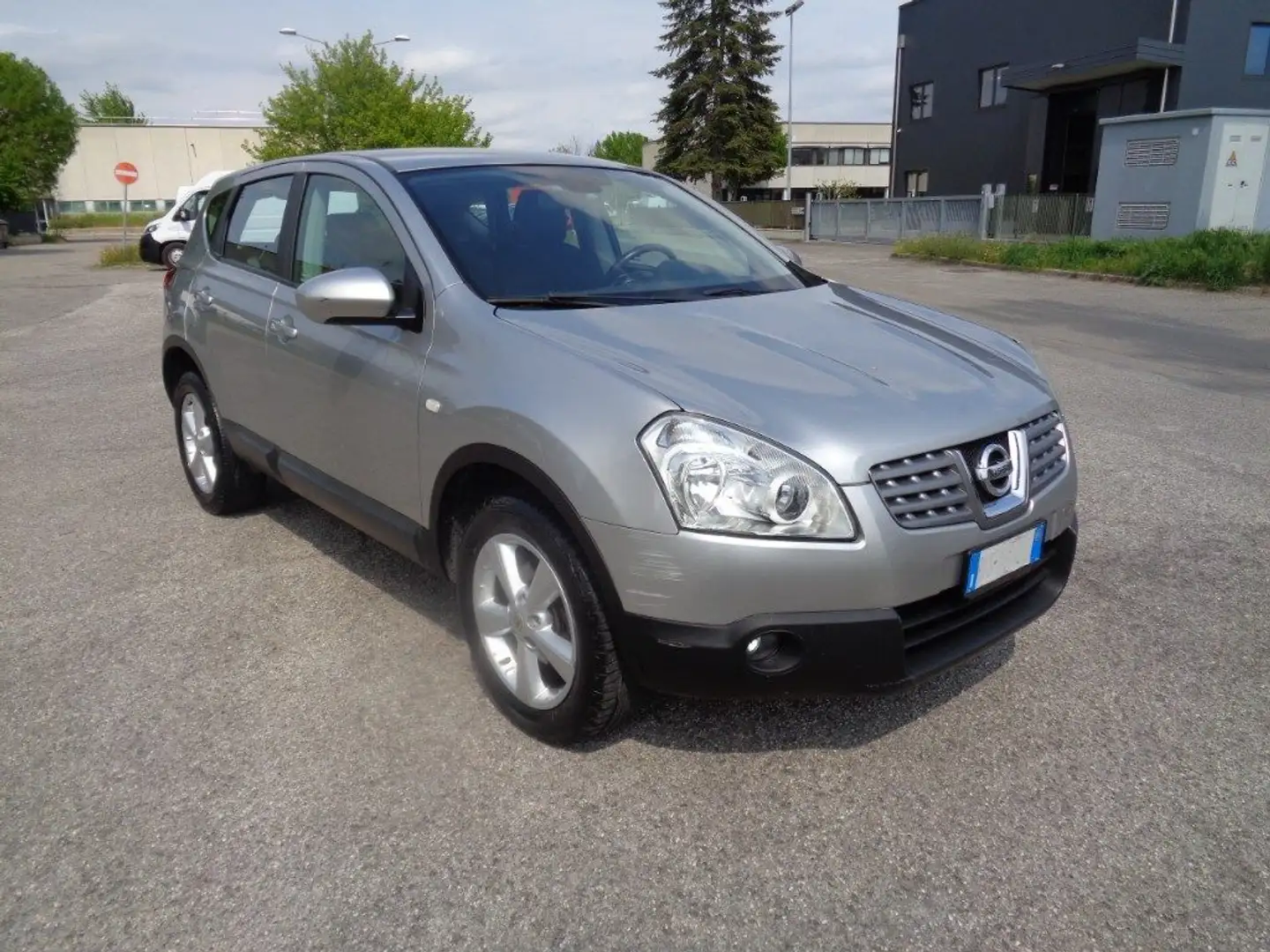 Nissan Qashqai 2.0 dCi DPF Acenta Grigio - 1