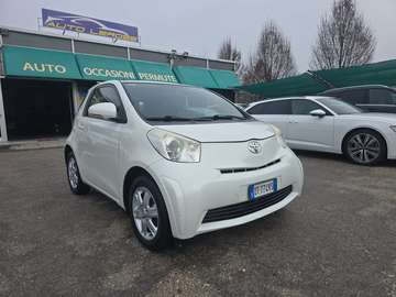 iQ 1.0 cvt (multidrive)