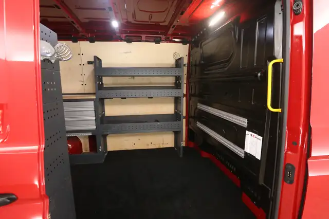 Volkswagen Crafter view 23