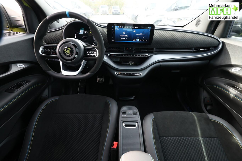 Abarth 500e Turismo 42 kWh LED Pano Nav JBL SHZ Kam PDC 114... — photo 7