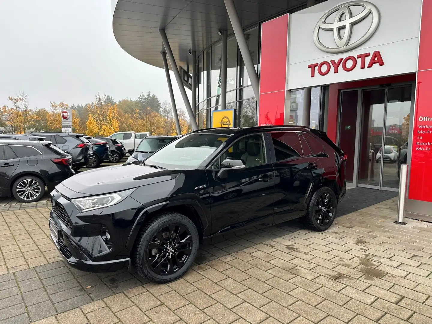 Toyota RAV 4 4 Hybrid Black Edition,NAVI,PANO,LEDER,JBL Noir - 2