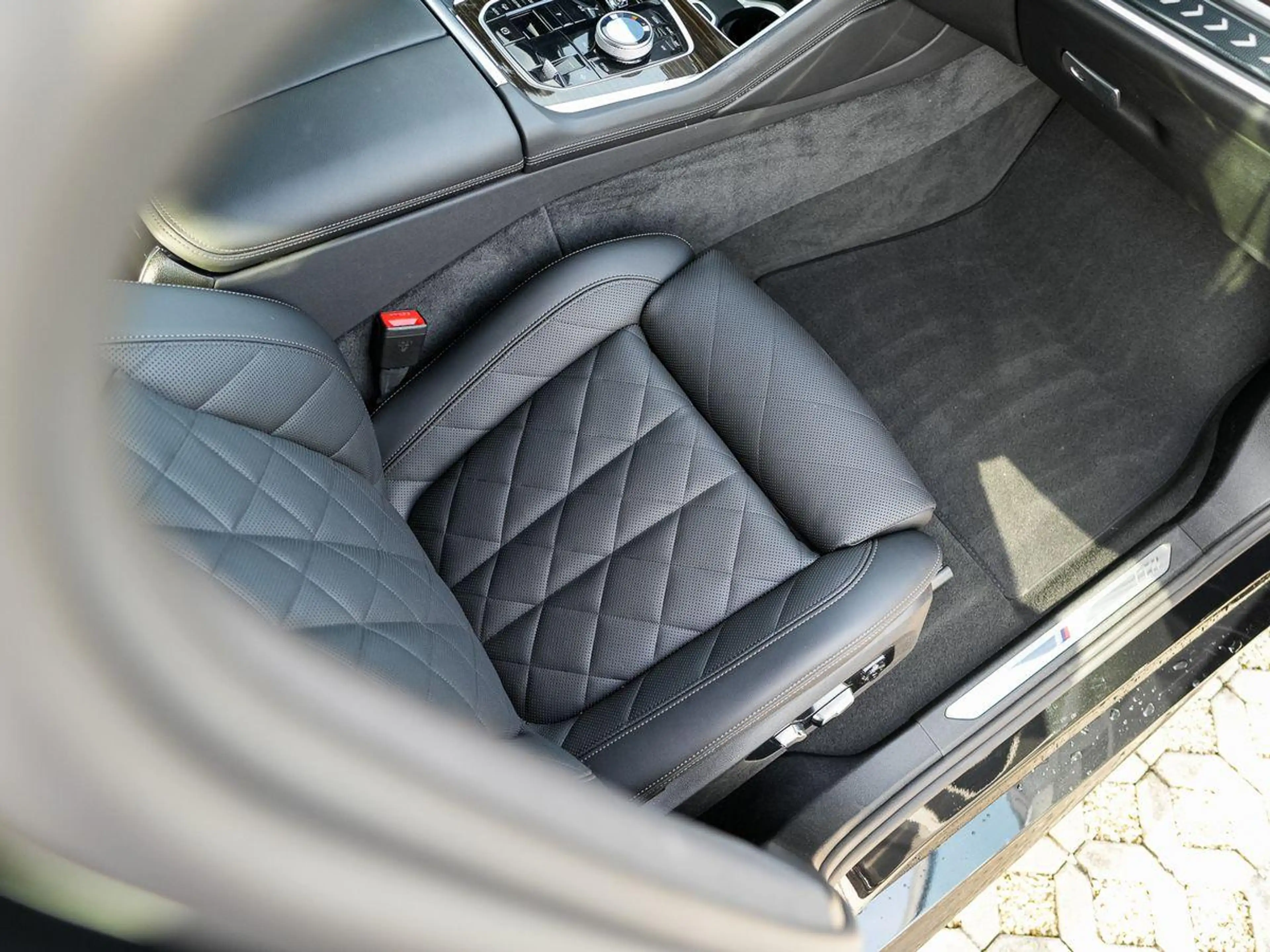 BMW X6 xDrive40d M-SportPRO 22 SKY 2-ALuft Massage — photo 15