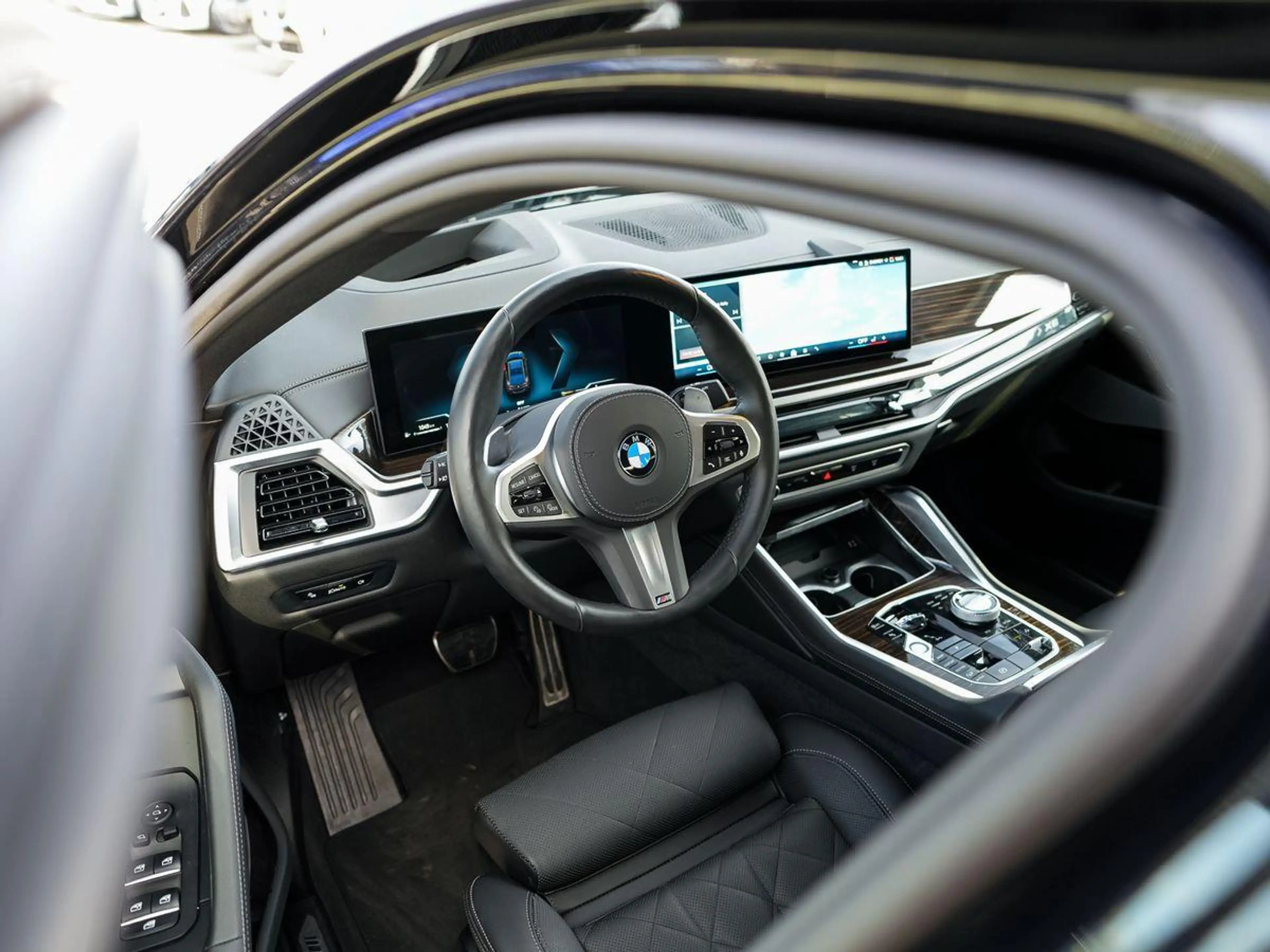 BMW X6 xDrive40d M-SportPRO 22 SKY 2-ALuft Massage — photo 4