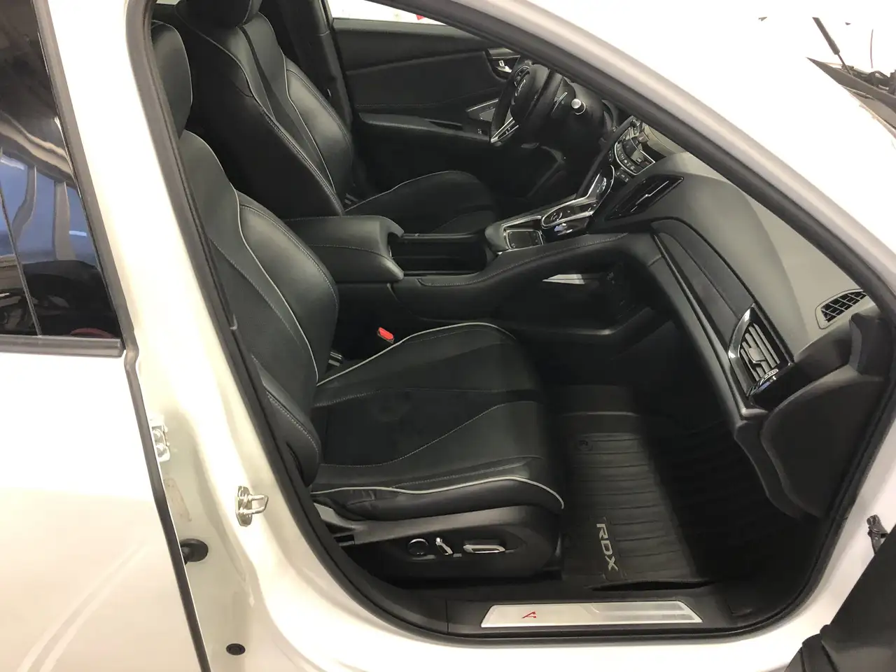 Acura RDX снимка Acura RDX
