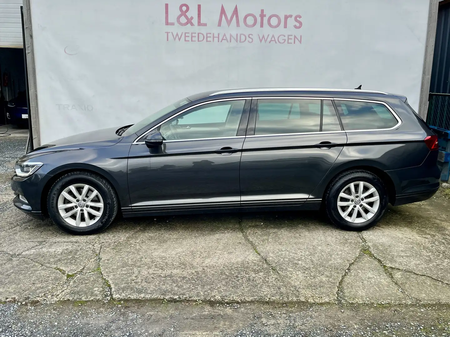 Volkswagen Passat Variant 2.0Tdi 150Pk Highline DSG*Camera Led Carplay Acc* Gris - 2