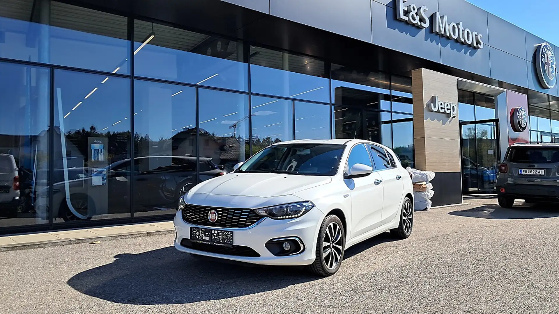 Fiat Tipo 1,6 MultiJet II 120 Lounge Weiß - 1
