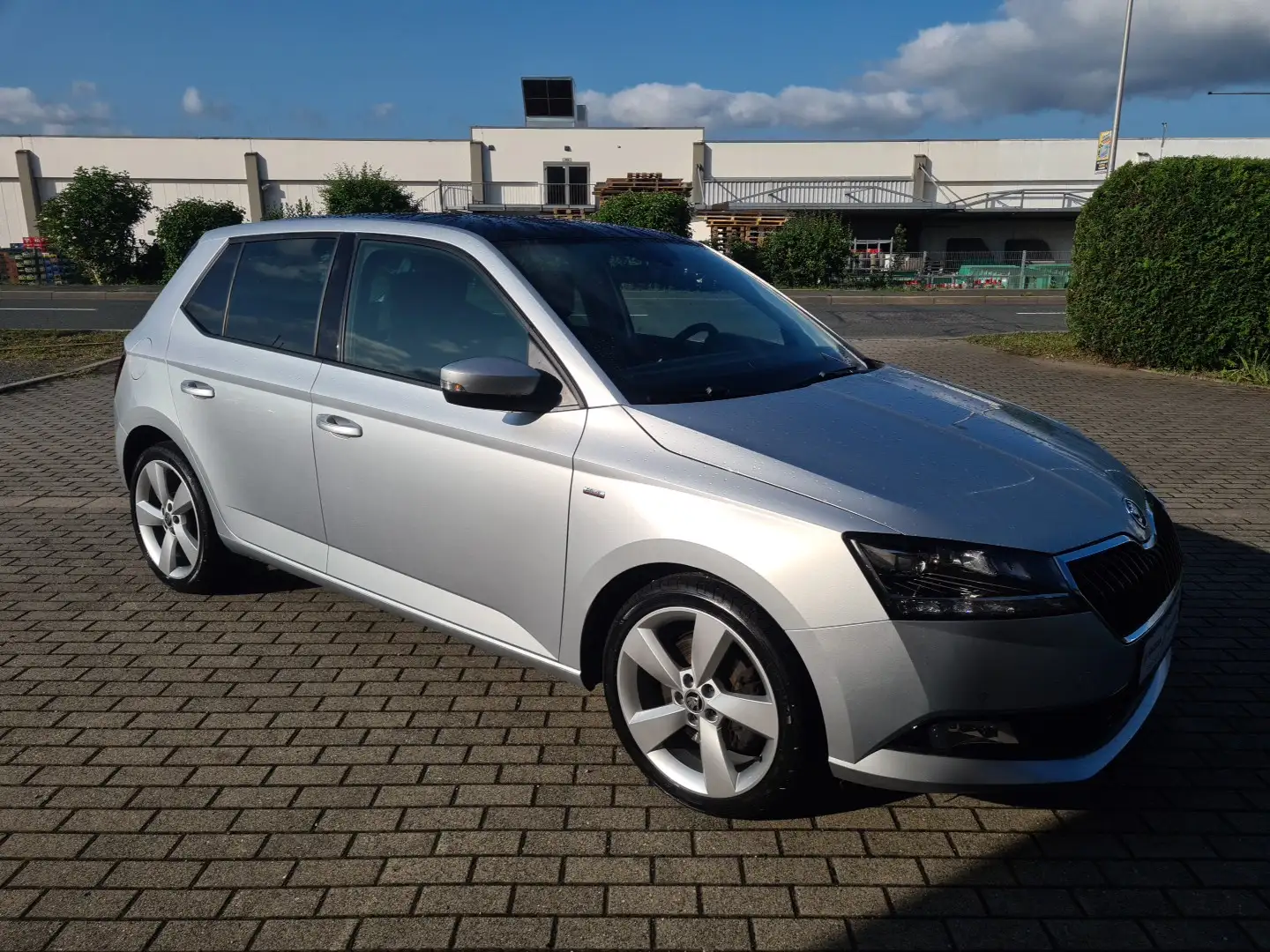 Skoda Fabia Drive 125 Best Of 1.0 Zilver - 1