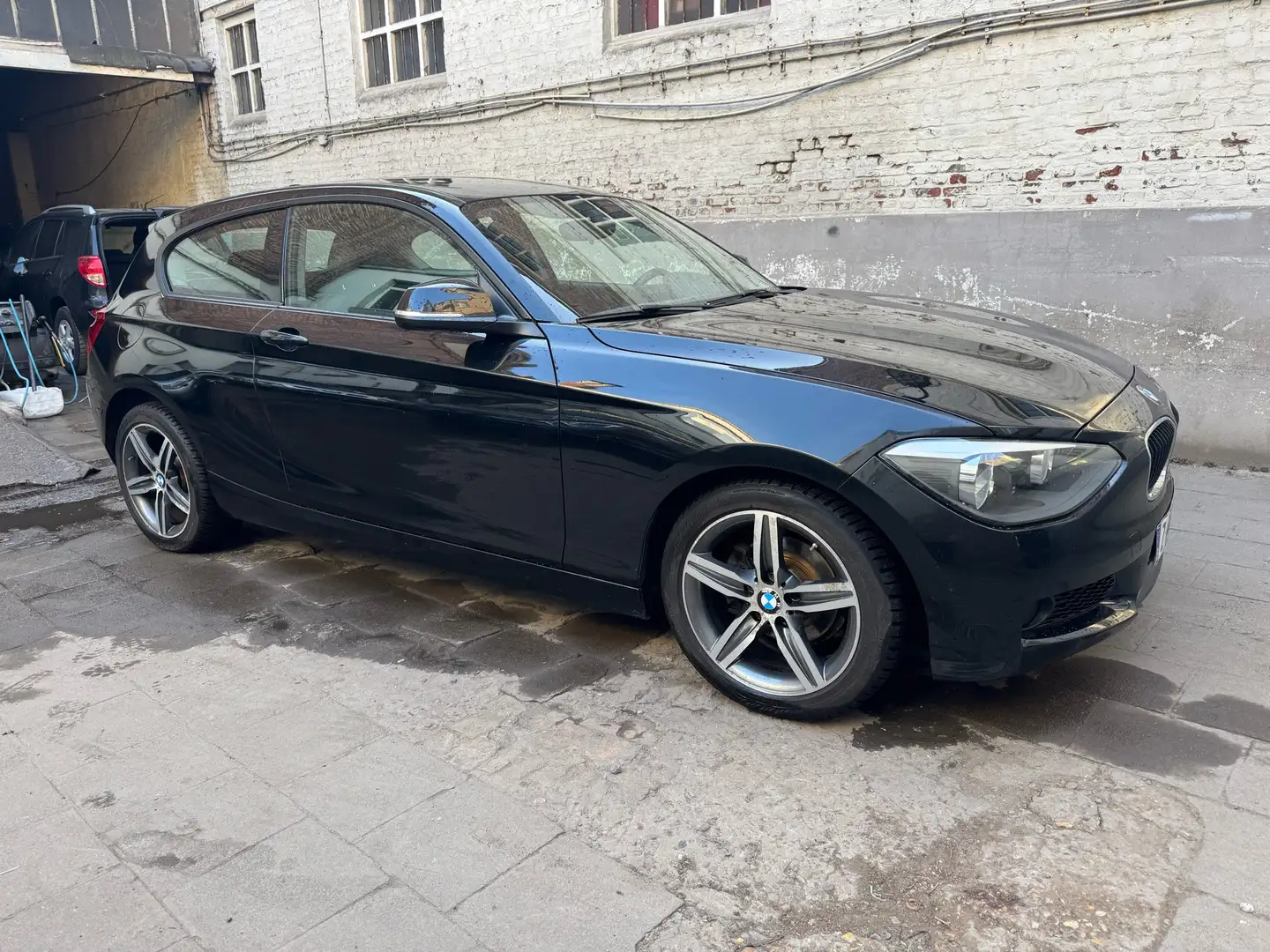 BMW 114 114i Sport Line - 2