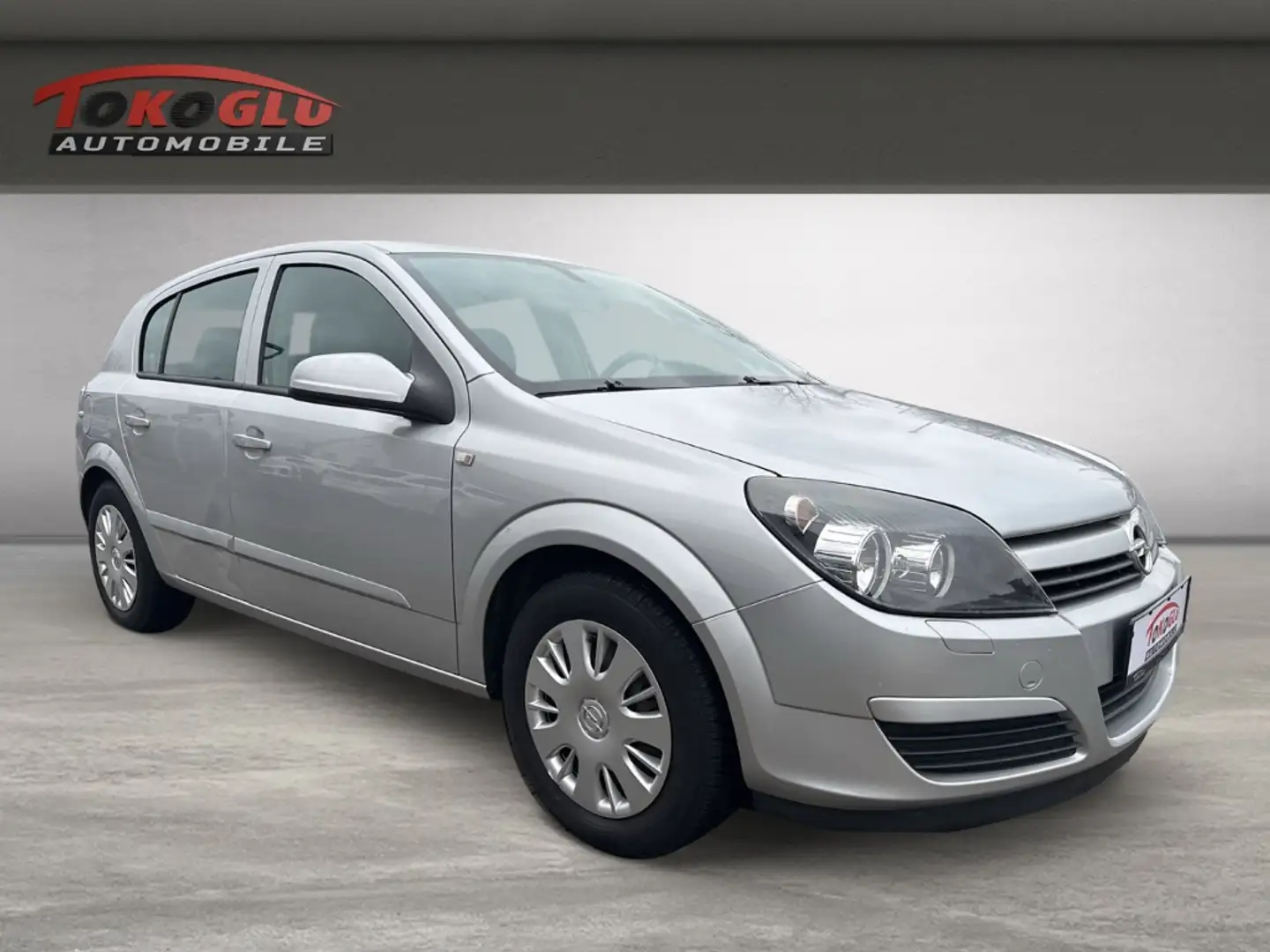 Opel Astra H Enjoy 1.6 Alu Klima el.SP Spieg. beheizbar teilb Silber - 1