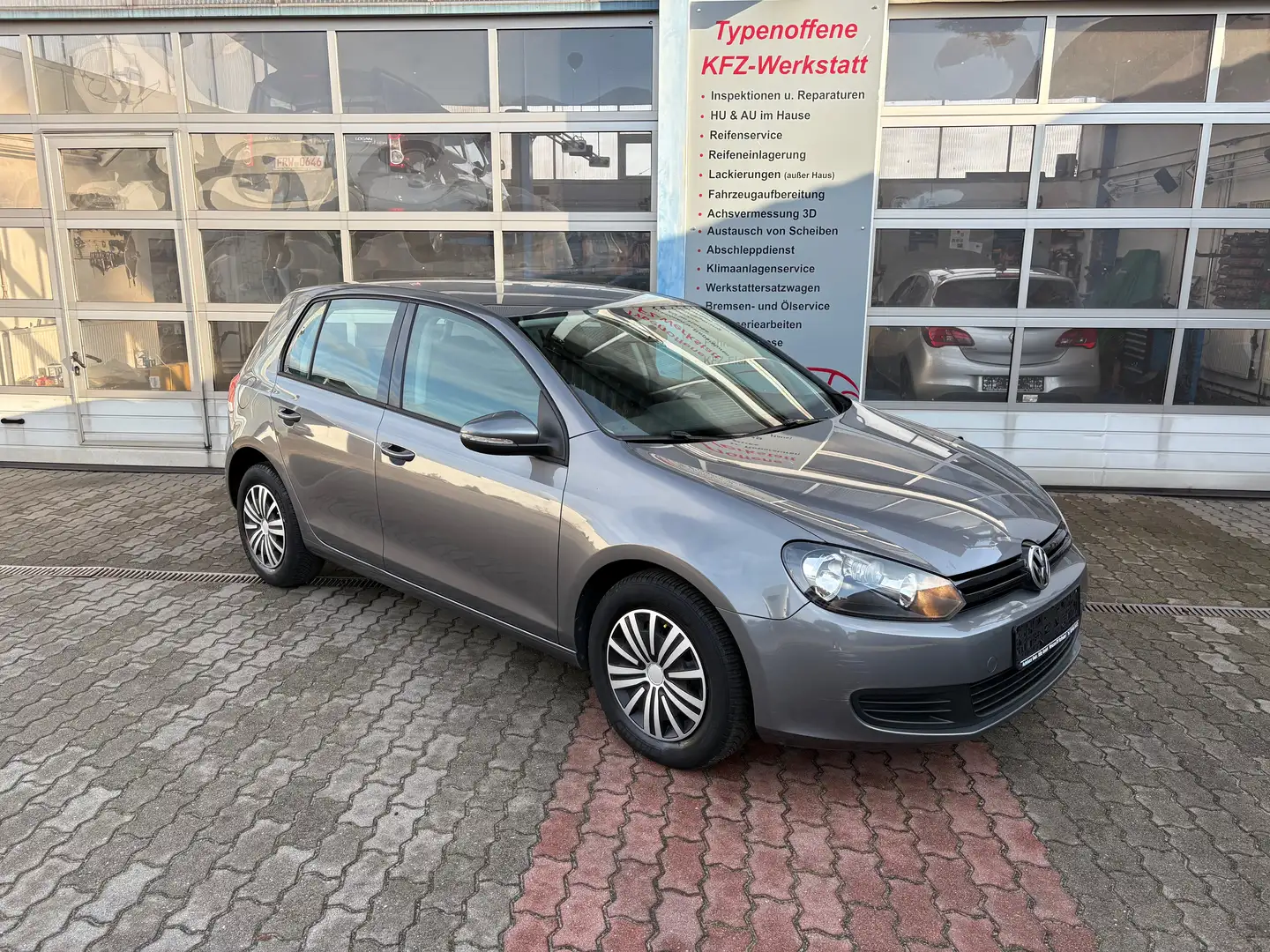 Volkswagen Golf Golf VI 5-Türer 1.4 Trendline, HU/AU neu - 1