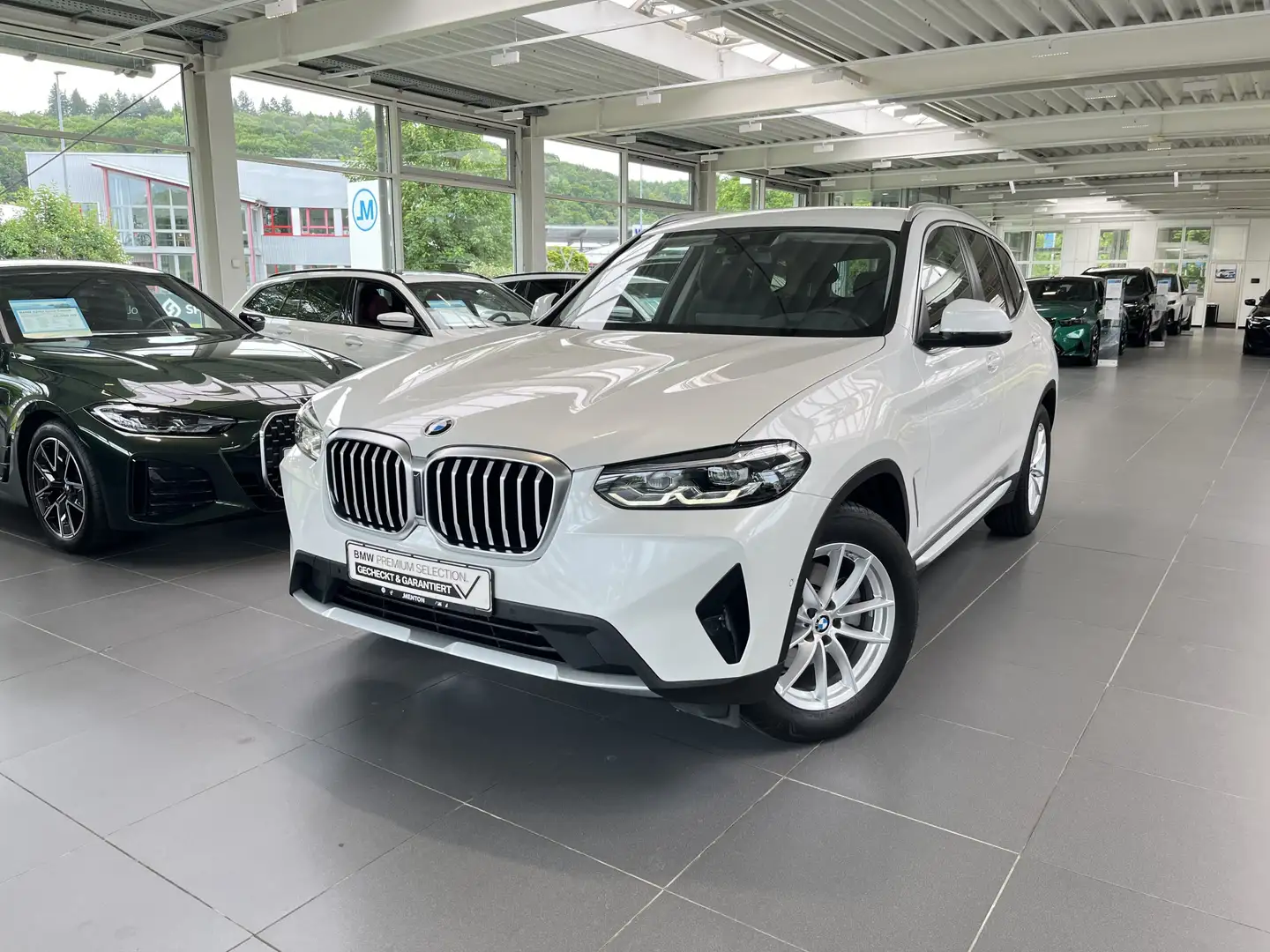 BMW X3 xDrive20d AHK/LiveCockpit Prof./Navi/DAB/LED/Parka Wit - 2