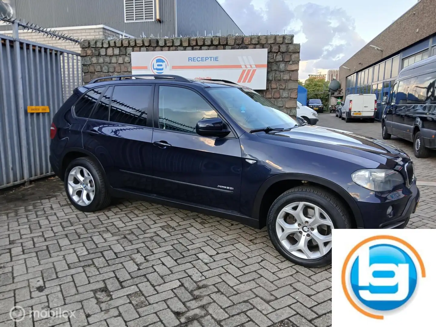 BMW X5 xDrive30i Blauw - 2