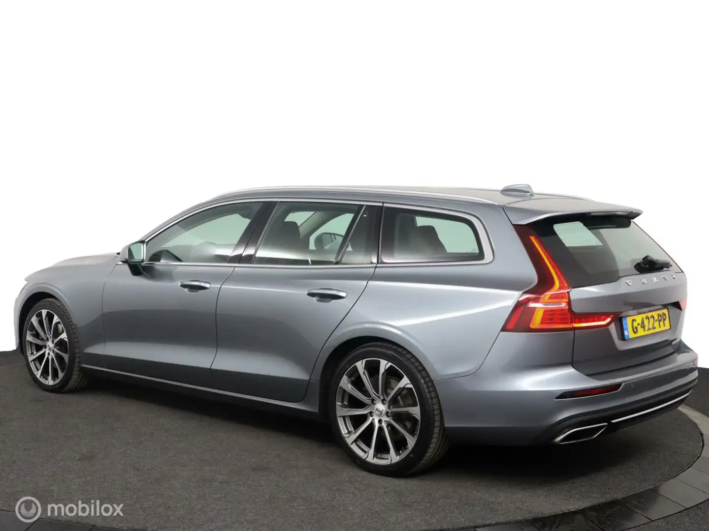 Volvo V60 2.0 T4 G3 Inscription Grijs - 2