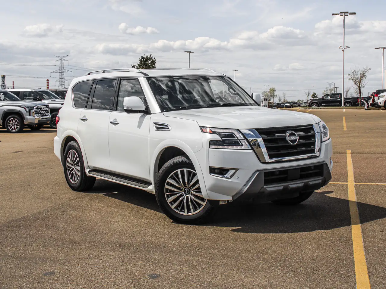 Nissan Armada снимка Nissan Armada