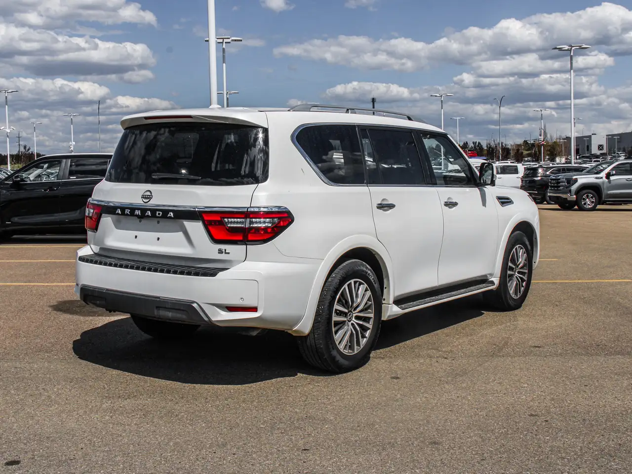 Nissan Armada снимка Nissan Armada
