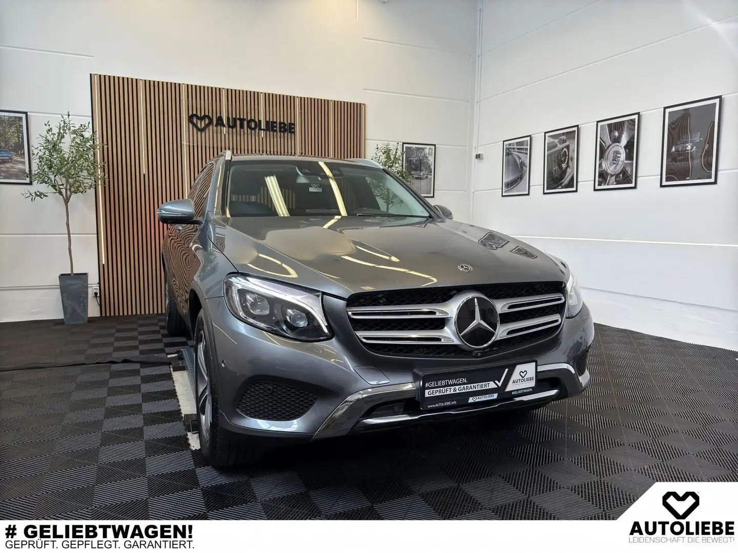Mercedes-Benz GLC 250 d 4Matic LED*360KAMERA*AHK*NAVI*1HAND Gris - 1